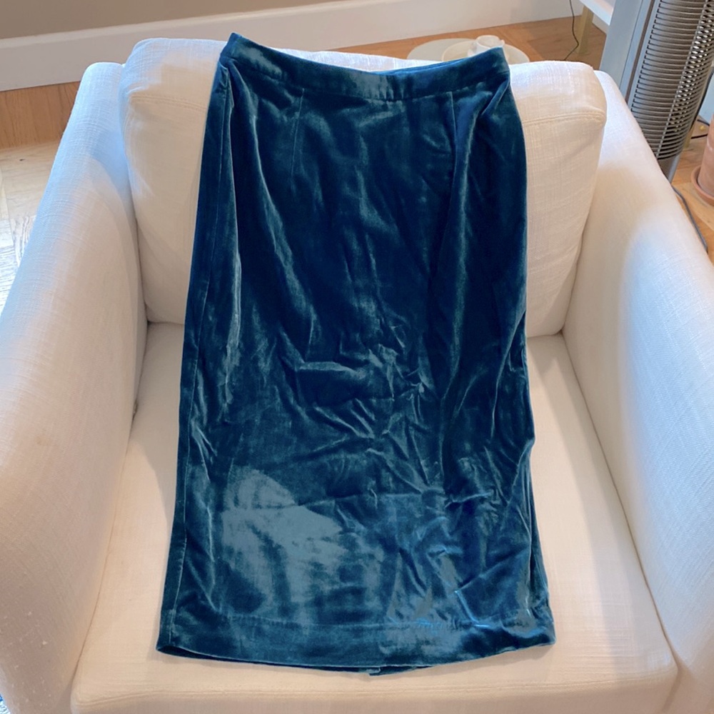 Boden velvet midi skirt, perfect for the holidays